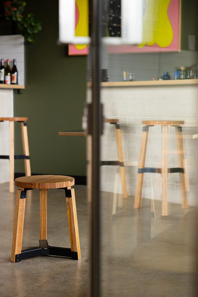 Stay Stool 